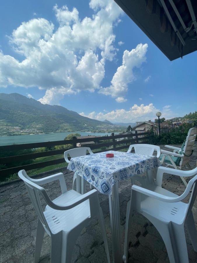 Lake Apartment Ischia Red Tenna Exterior photo